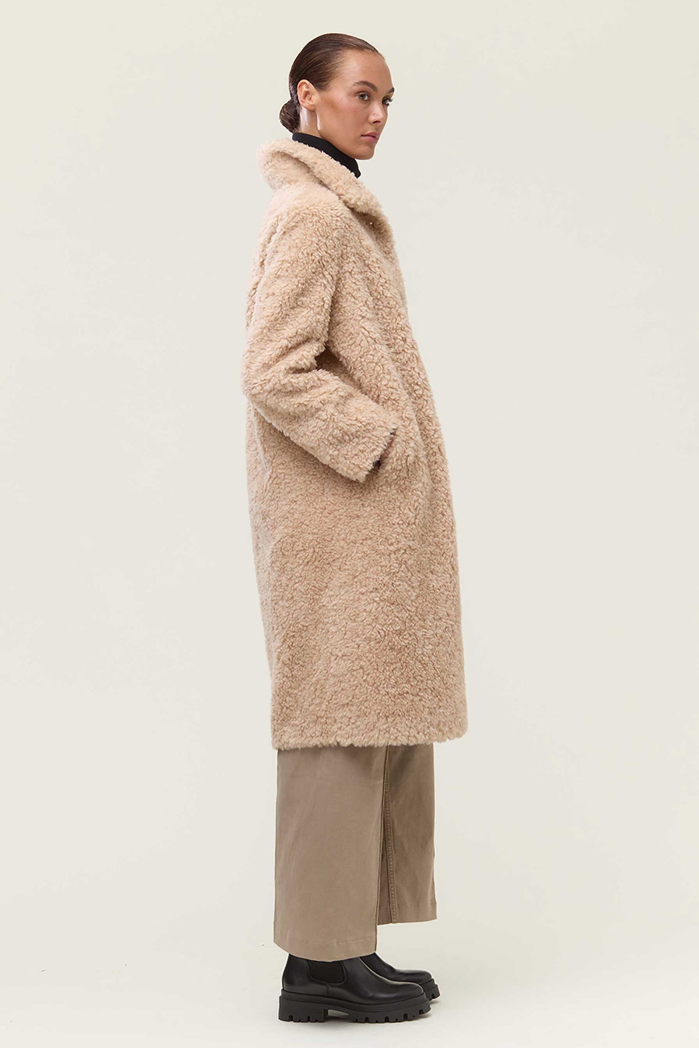 EMY CAMEL
